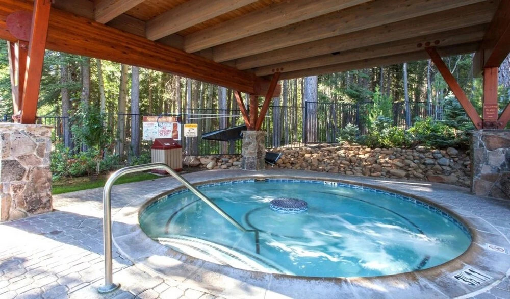 Basque Haus by Tahoe Mountain Properties