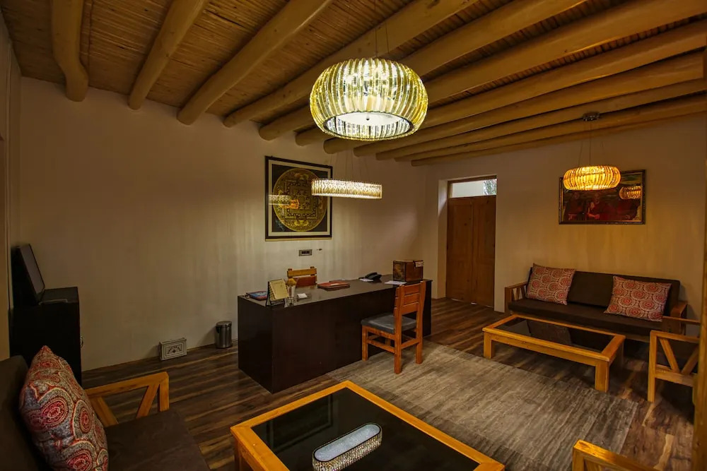 Chalet Seabuckthorn