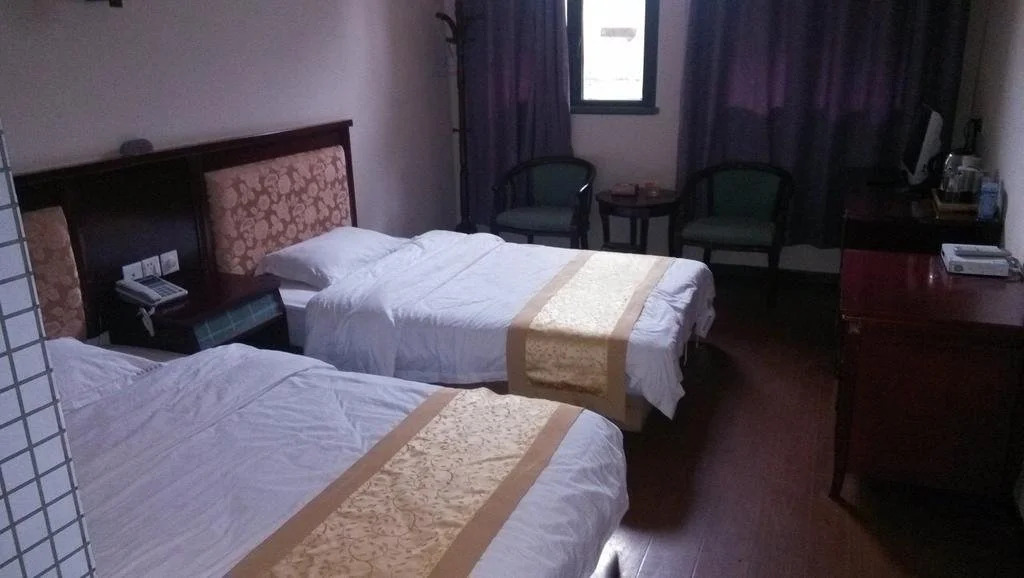 Shuntai Business Inn
