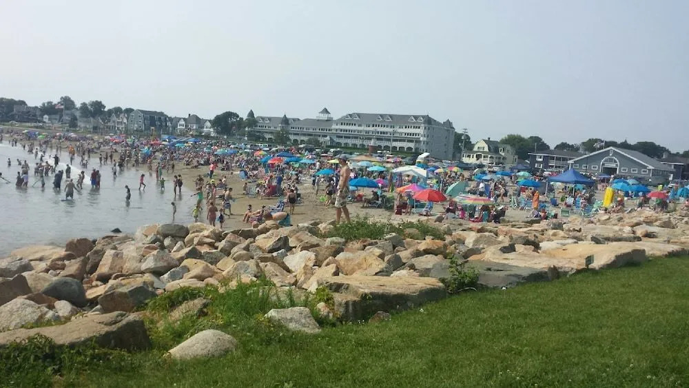 The Inn Between the Beaches