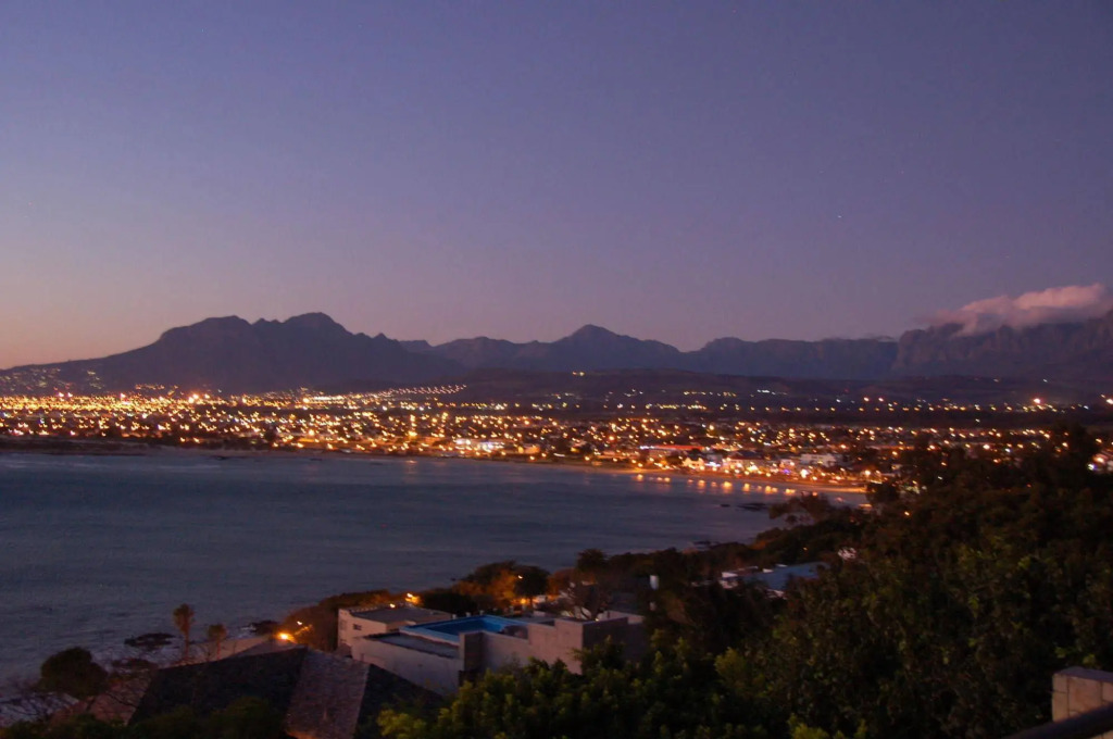 18 On Kloof Guest House