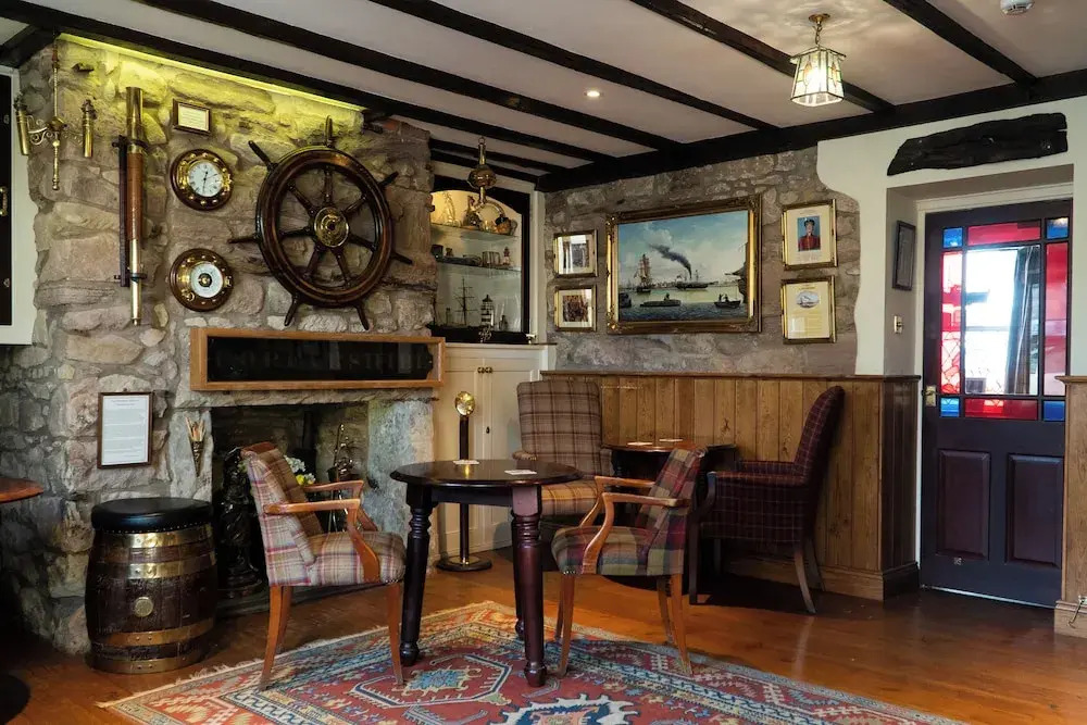The Olde Ship Inn