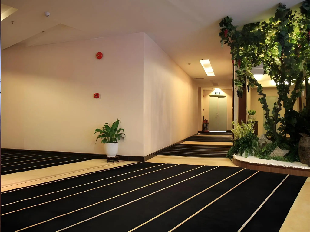 Calvin International Hotel Guangzhou Sanyuanli Baiyun Culture Square Metro Station Exit D Branch