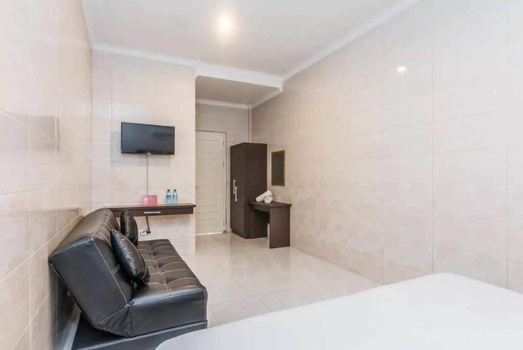 ZEN Rooms Basic Kuta Tegal Wangi
