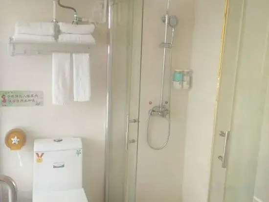 Jiangbin Apartment Hotel