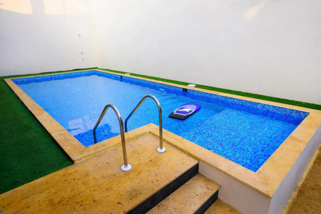De Lagom Comforts , Comfortable Rooms with Pool & Breakfast - Near Anjuna Beach