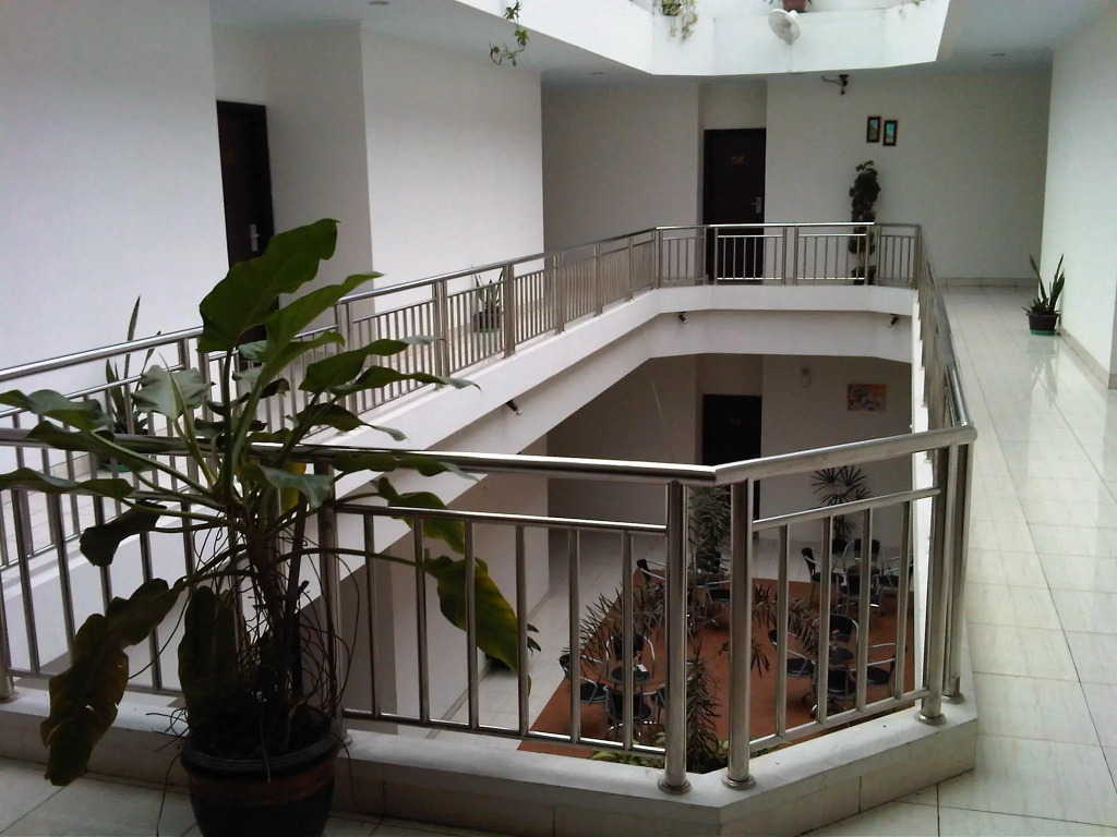 Hotel Lucky Inn