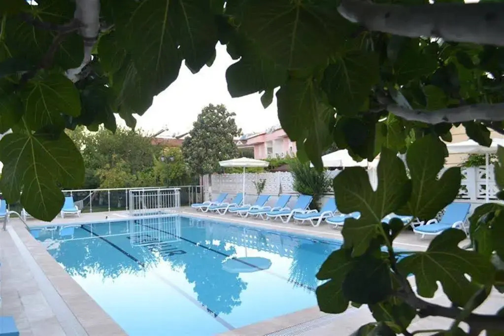 Mavi Hotel