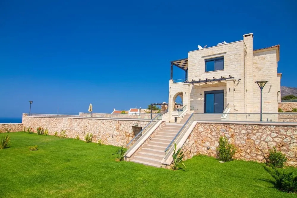 Levanda Luxury Stone Villa