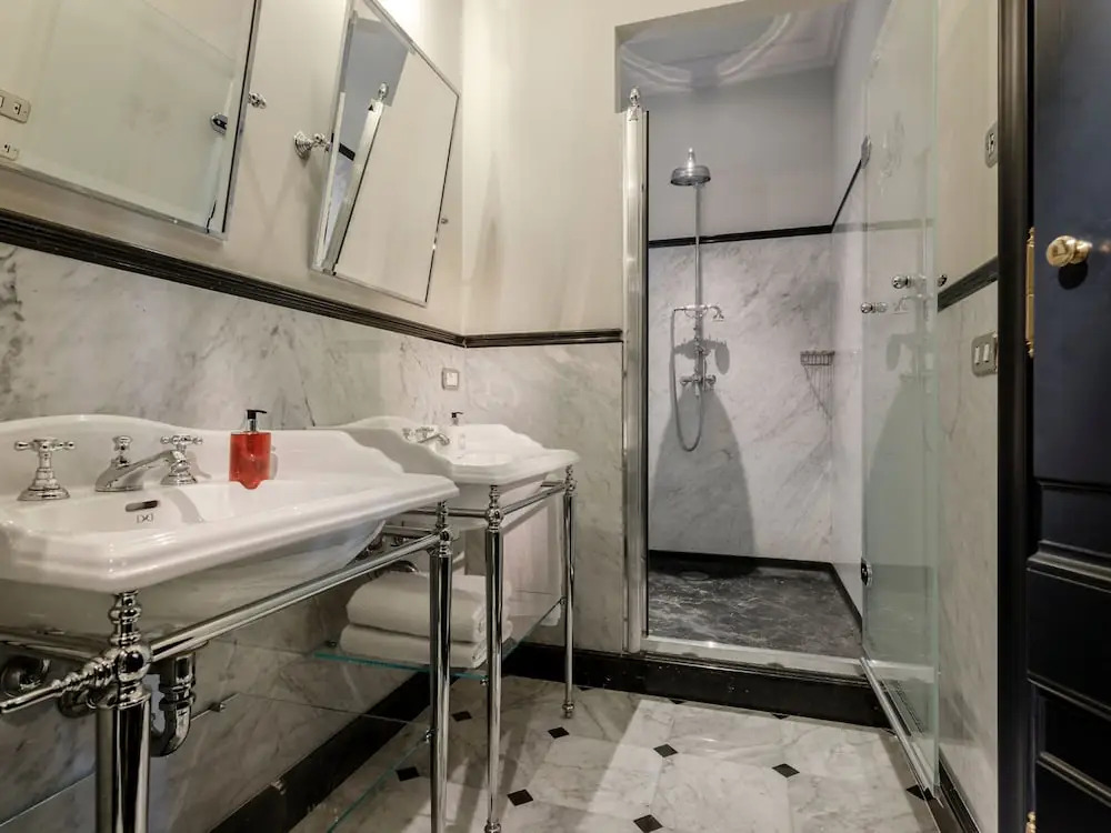 Hotel Locarno