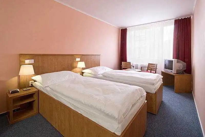 Hostel Repy