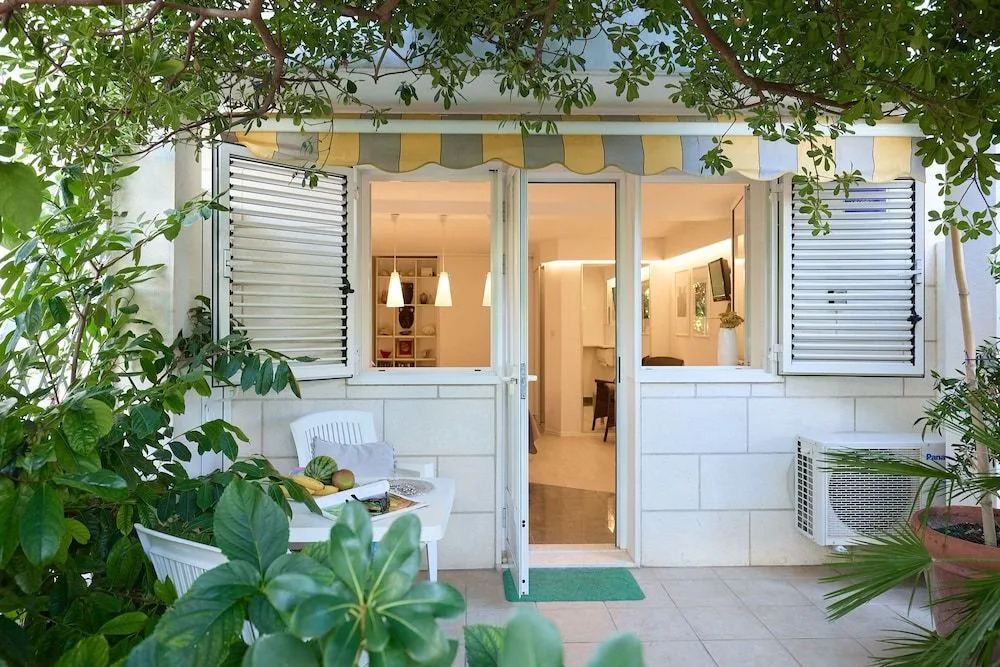 Hedera Estate, Hedera Studio 6