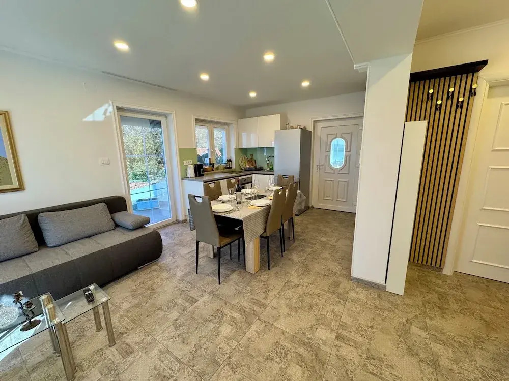 Apartment Toma 1