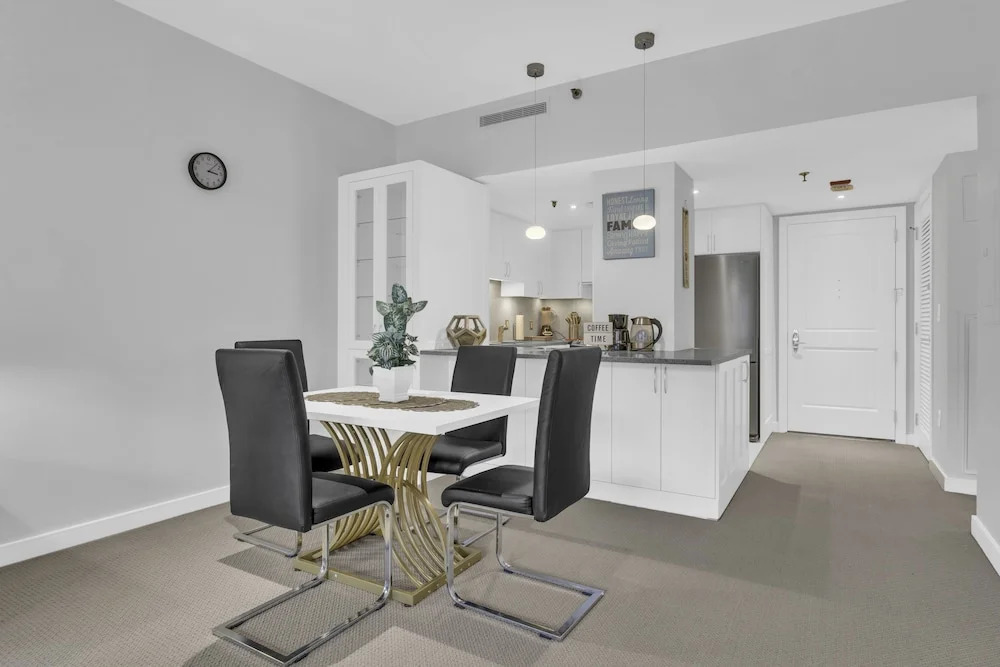 1br Fully Furnished Apartment Near National Museum 1 Bedroom Apts by RedAwning