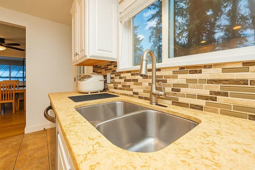 Lower Queen Anne Townhome