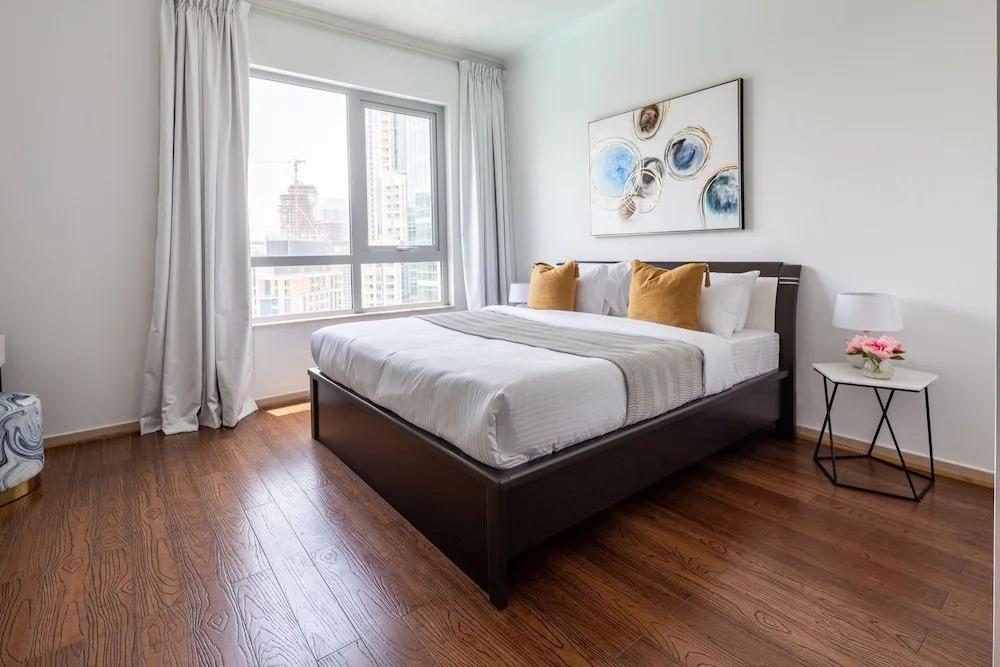 Stellar 2BR Apartment With Dazzling Views Of The Burj Khalifa