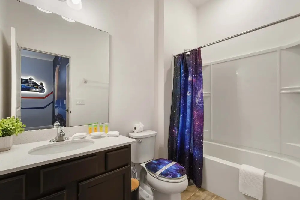 Spacious 12BR Disney Themed Home Pool/SPA/BBQ/Game
