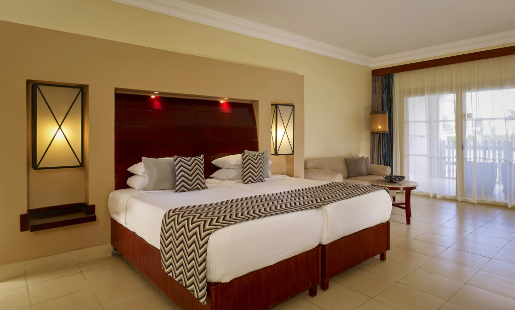Coral Sea Holiday Resort & Aqua Park