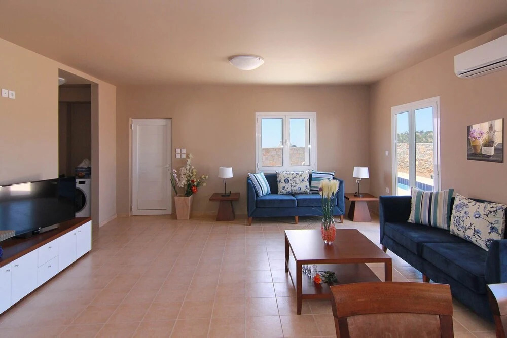 Stay at this wonderful 3 bedroom villa with its own pool perfect for relaxation.