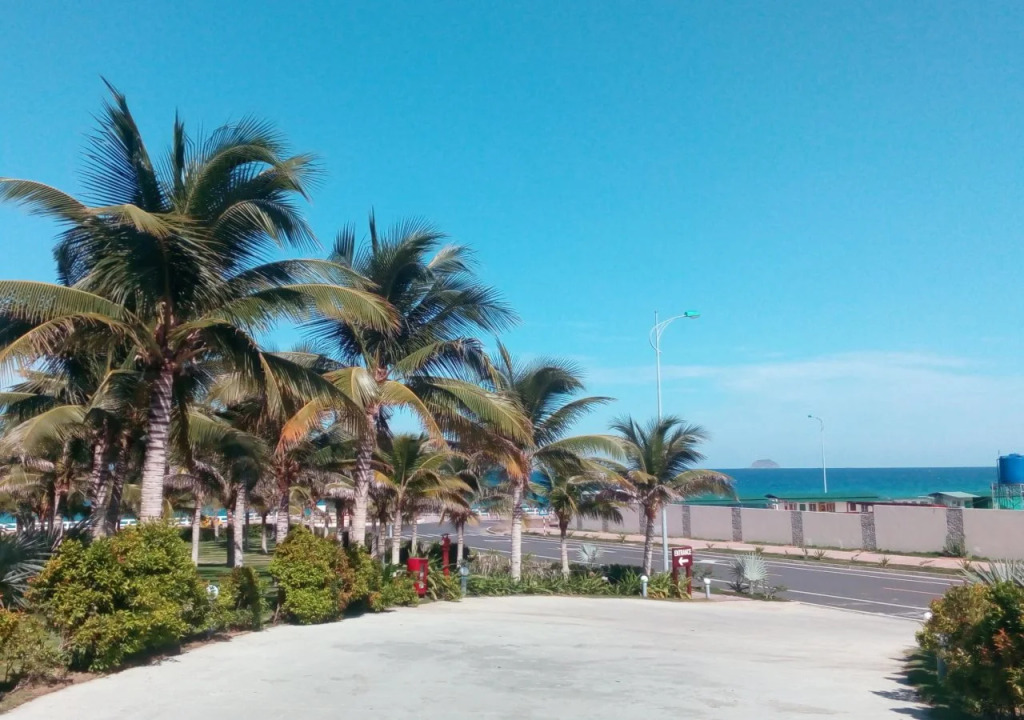 Tuana Hotels Cam Ranh Resort