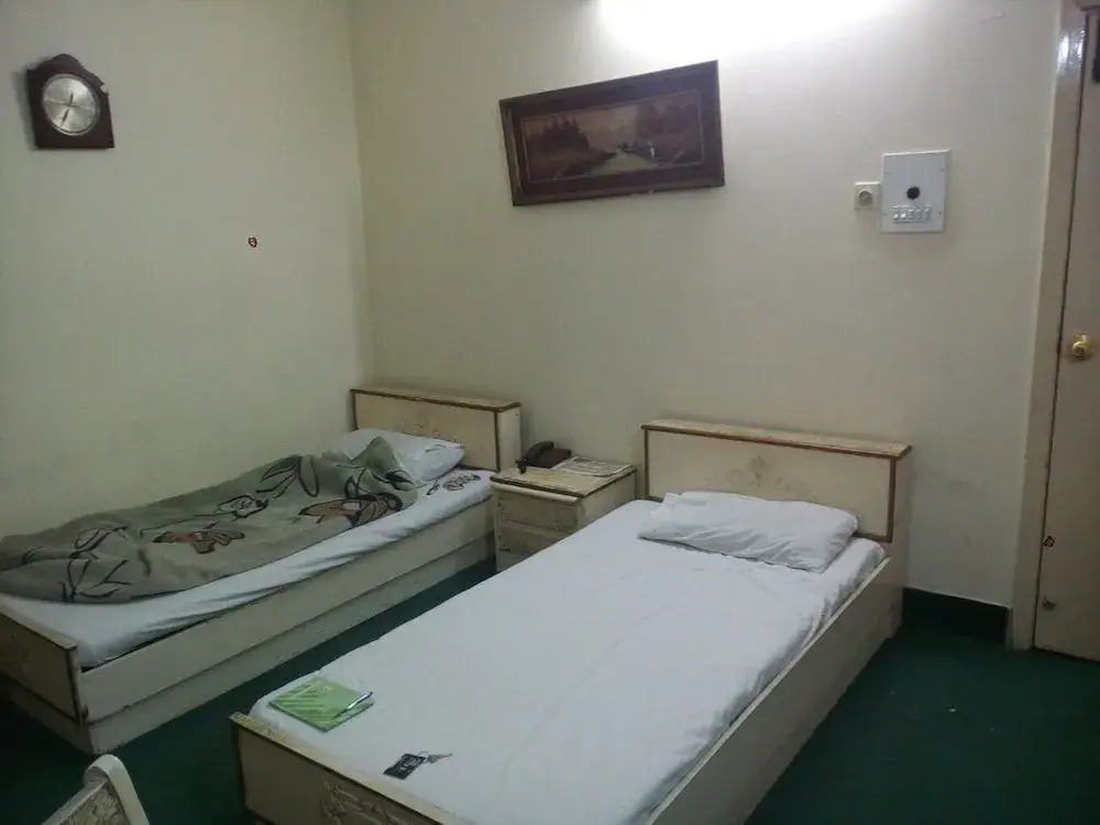 7 Cs Guest House
