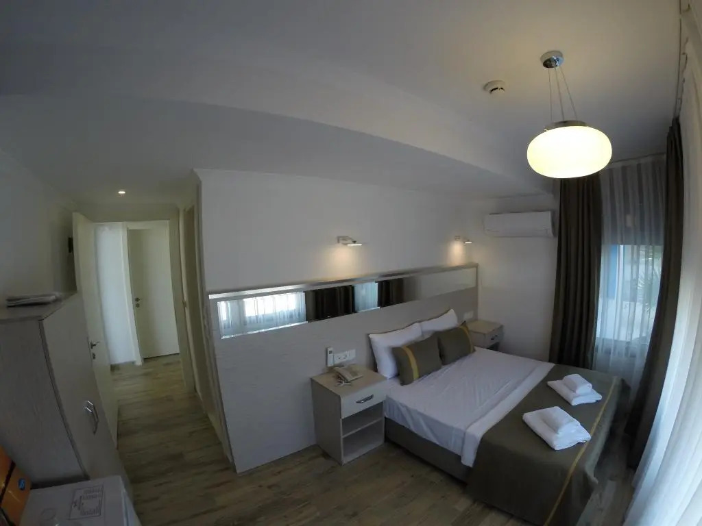 Yakamoz Otel