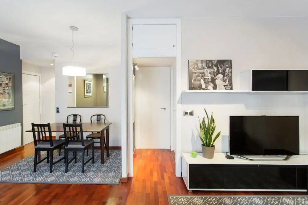Centric Apartment Fira