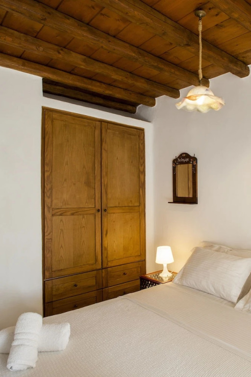 Pleiades Villa, Near Ornos Beach