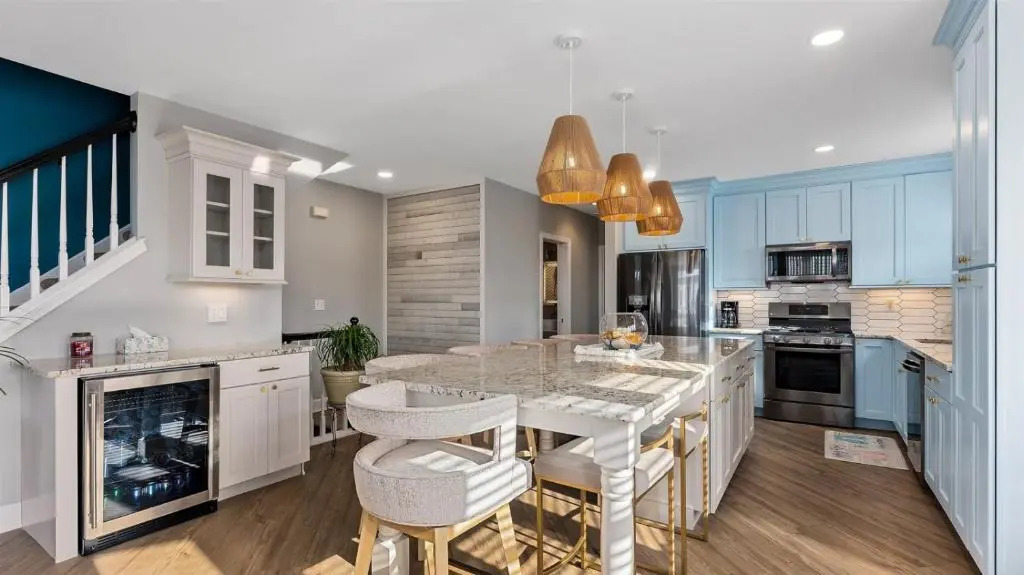 355 E 24th Ave, Unit 1