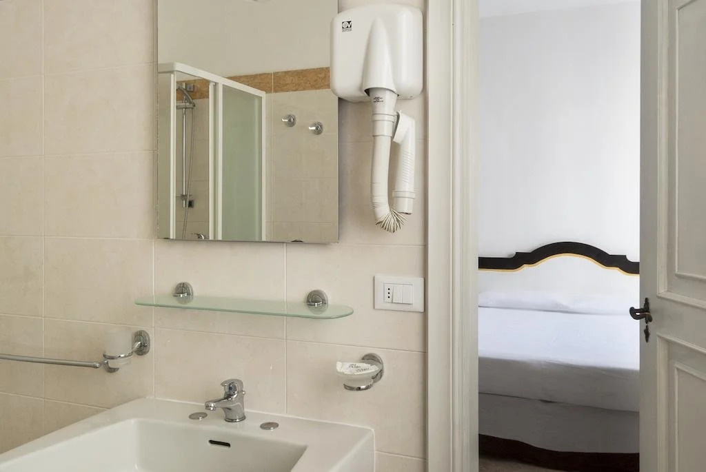 Artemide Bed & Breakfast