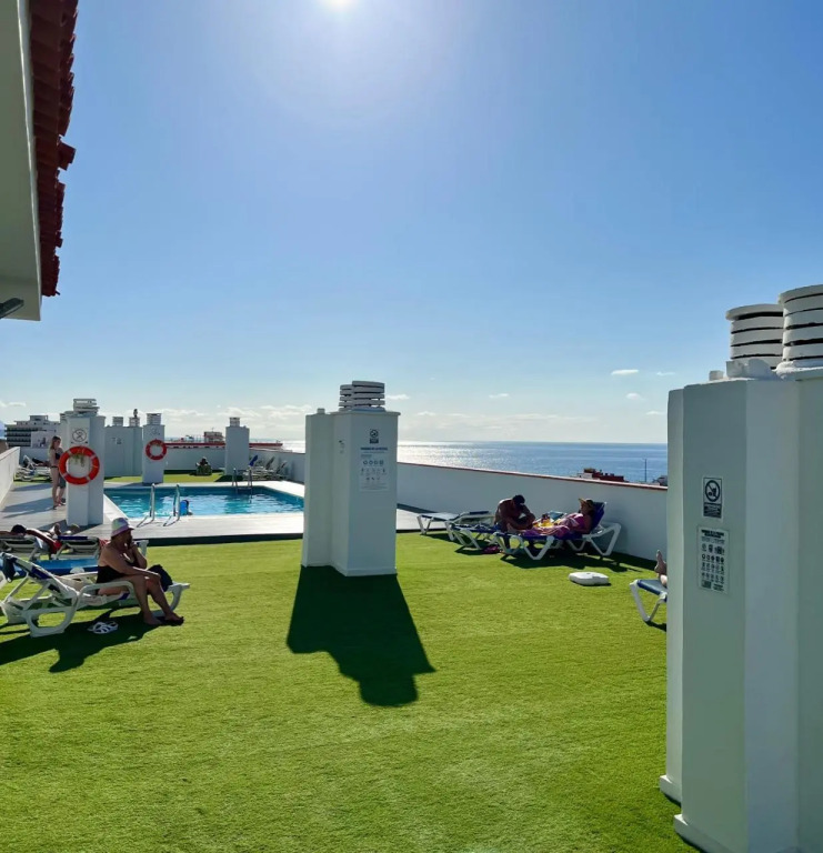 APARTAMENTOS PLAZA DEL CHARCO I