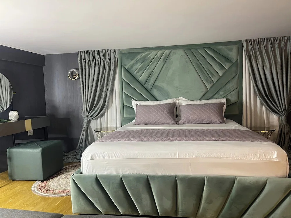 City Center Hotel