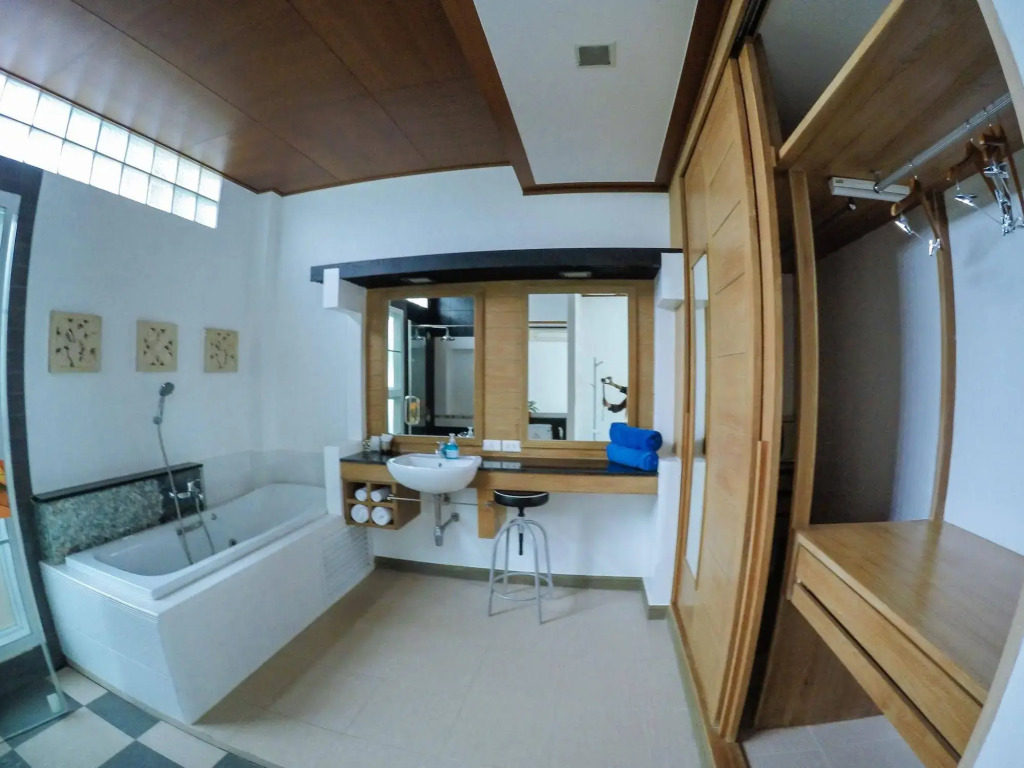 Suriyasom Villa