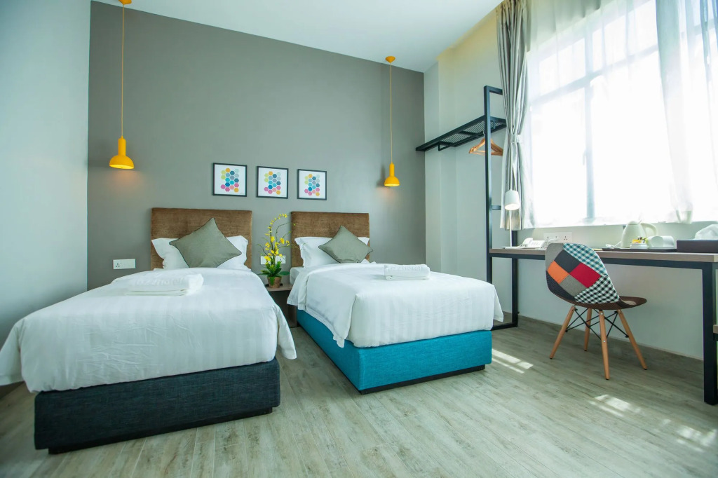 Bzz Hotel Skudai