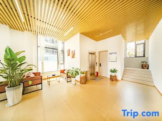Mile Huahai Homestay (Huquan Ecological Park)