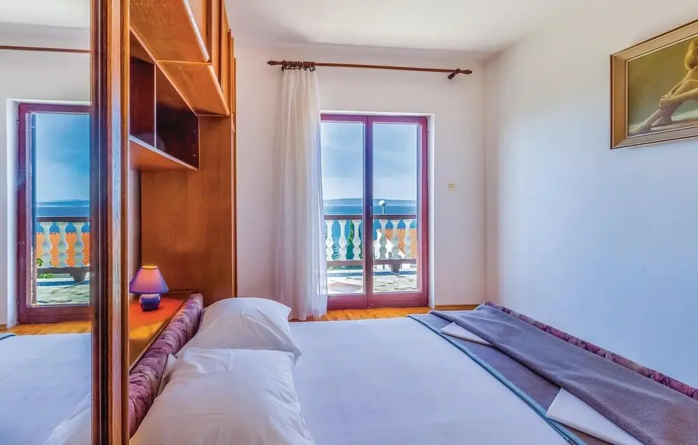 Beautiful Home in Novi Vinodolski With Wifi and 3 Bedrooms