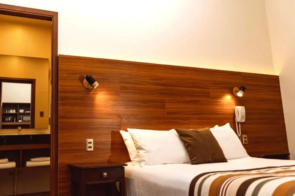 San Juan Suites
