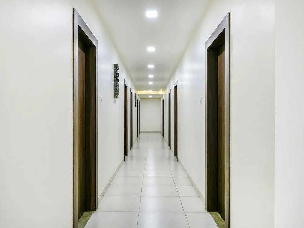 OYO 7057 Global Inn