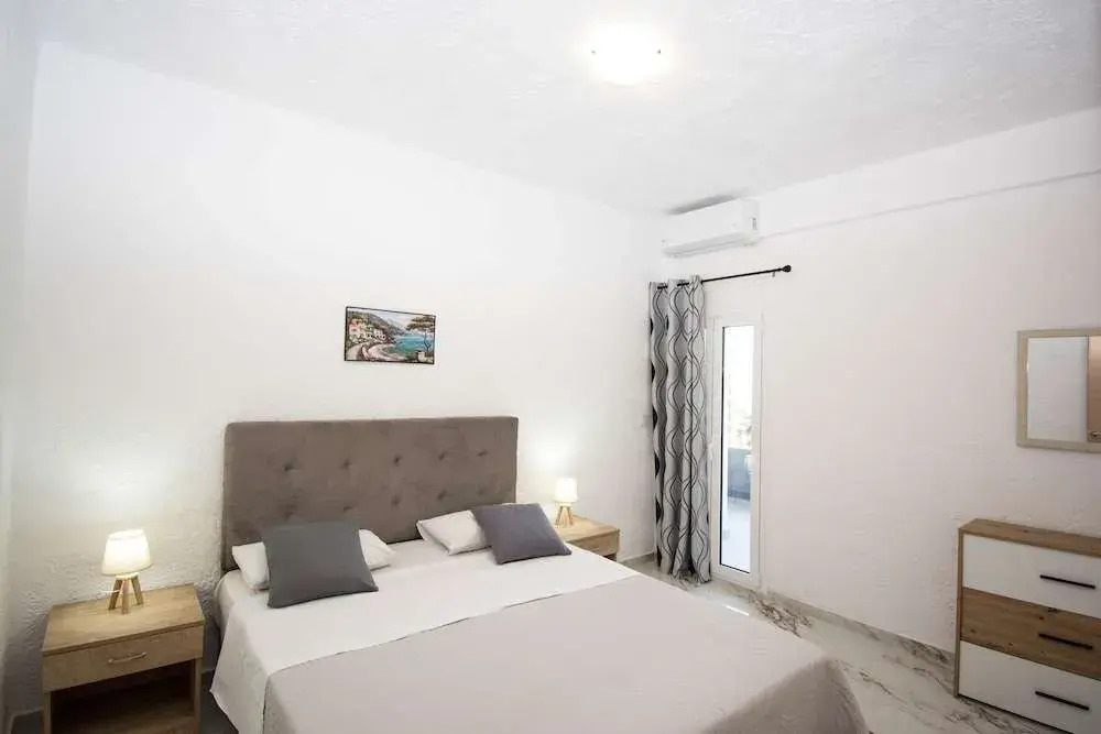 Zervakis Apartments