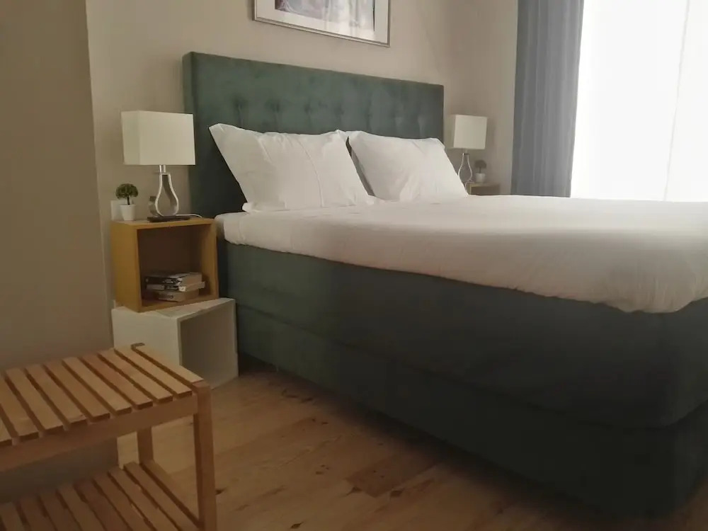 Temple Suites Guesthouse