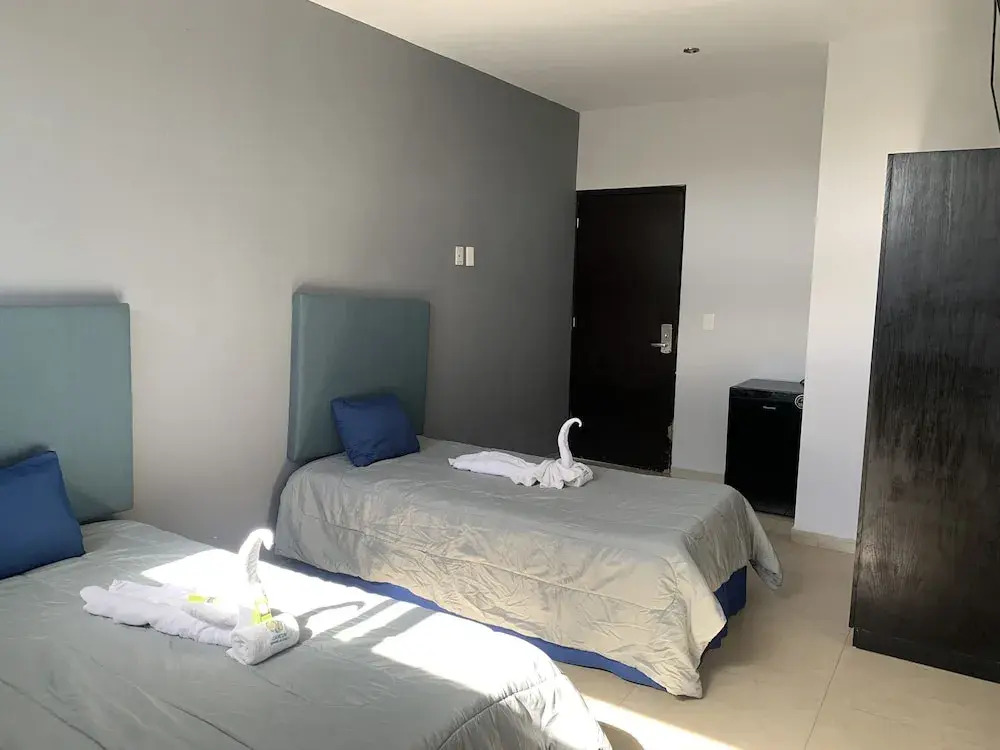 Cancun Tennis Inn