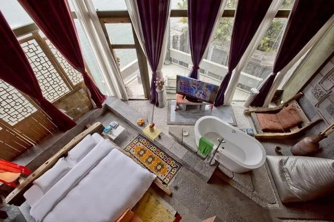 YangLiPing Art Hotel