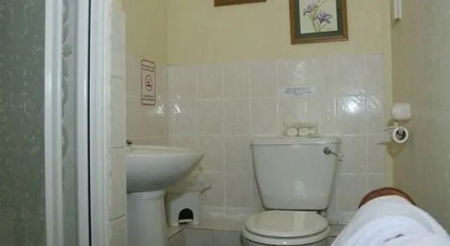 The Knoll Guesthouse
