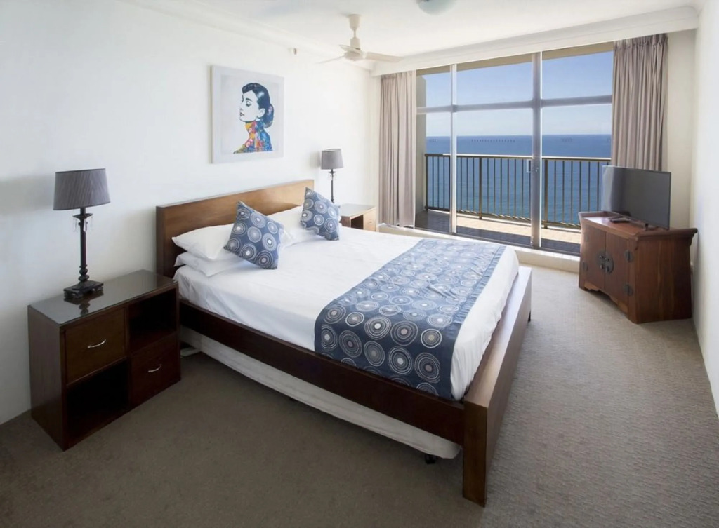 View Pacific Apartments