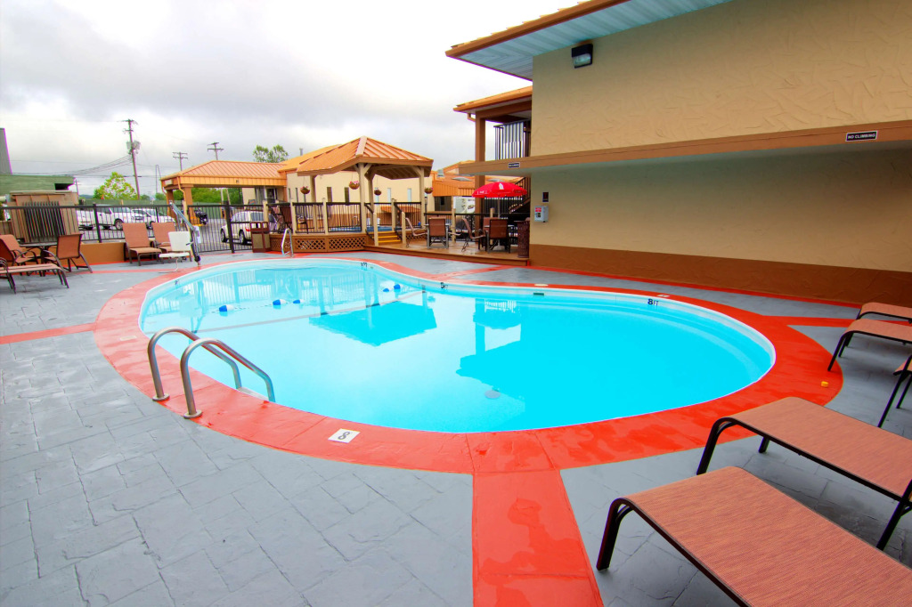 Best Western Center Pointe Inn