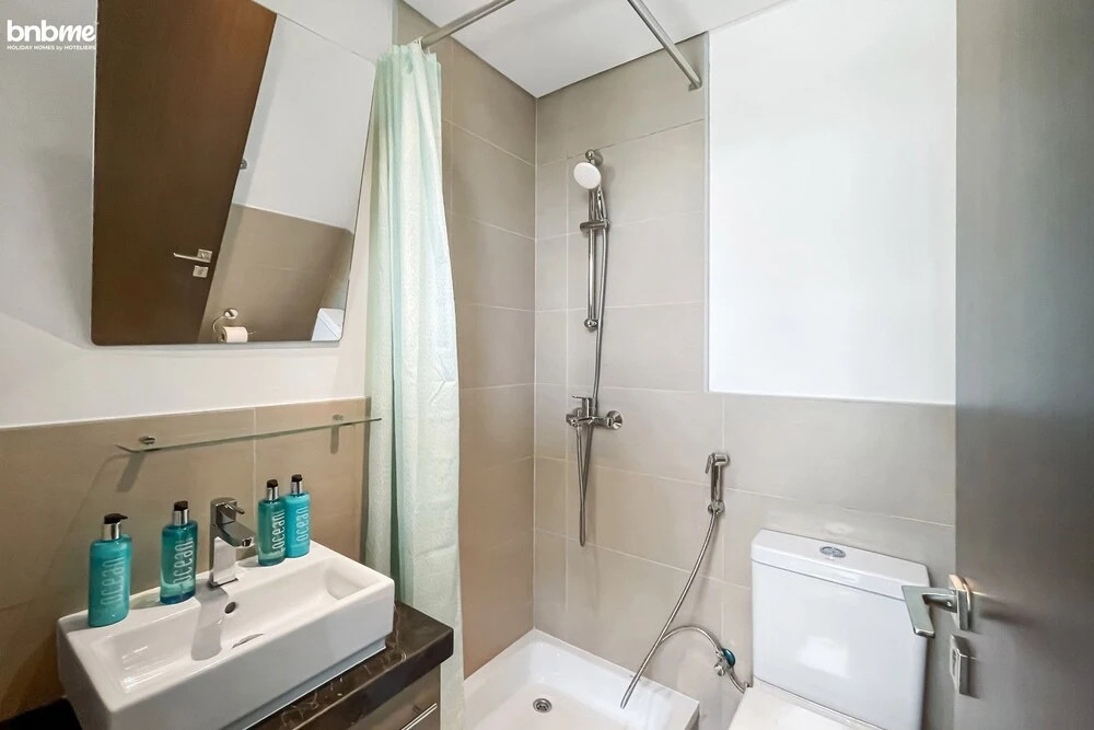 bnbme | Boulevard Heights | 3 + Maids