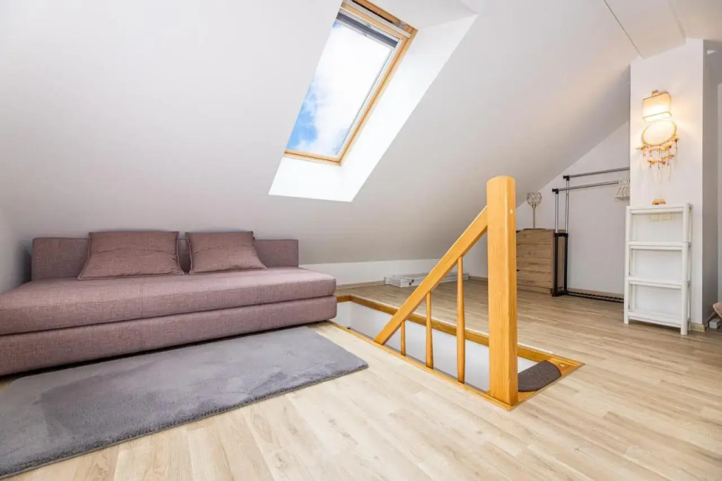 VIEW POINT APT@City Center+PKG, By Cohost