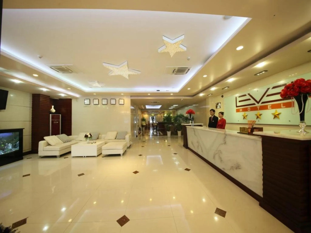 Level Hotel