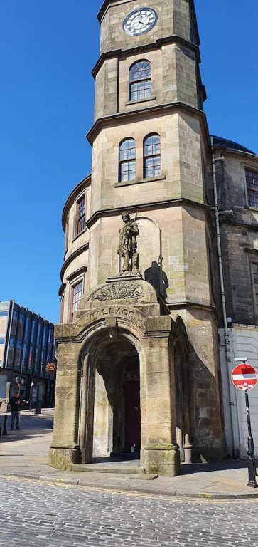 Historic Old Town 2 Bed Ground Floor Apartment