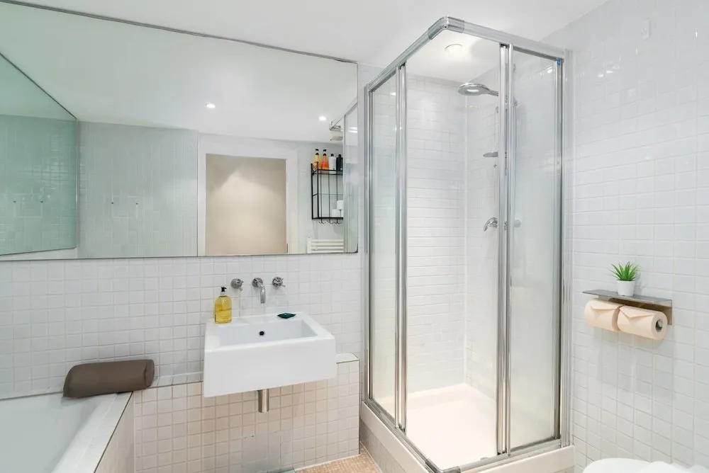 Beautiful Modern 2 bed Apartment